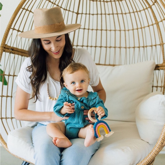 Rainbow Macrame Teether- Rose and Blush
Chewable Charms - Picture 2 of 5